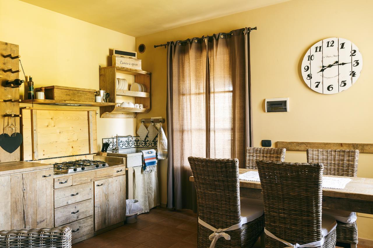 アッバディーア・ディ・モンテプルチャーノ L'Orto Di Panza Bed & Breakfast エクステリア 写真